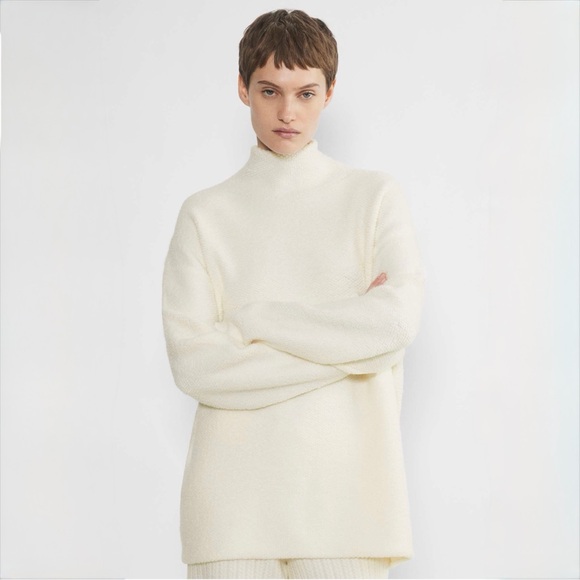 Aritzia Other - Aritzia The Group Kerez 100% Merino Wool Turtleneck Sweater Ivory Size M